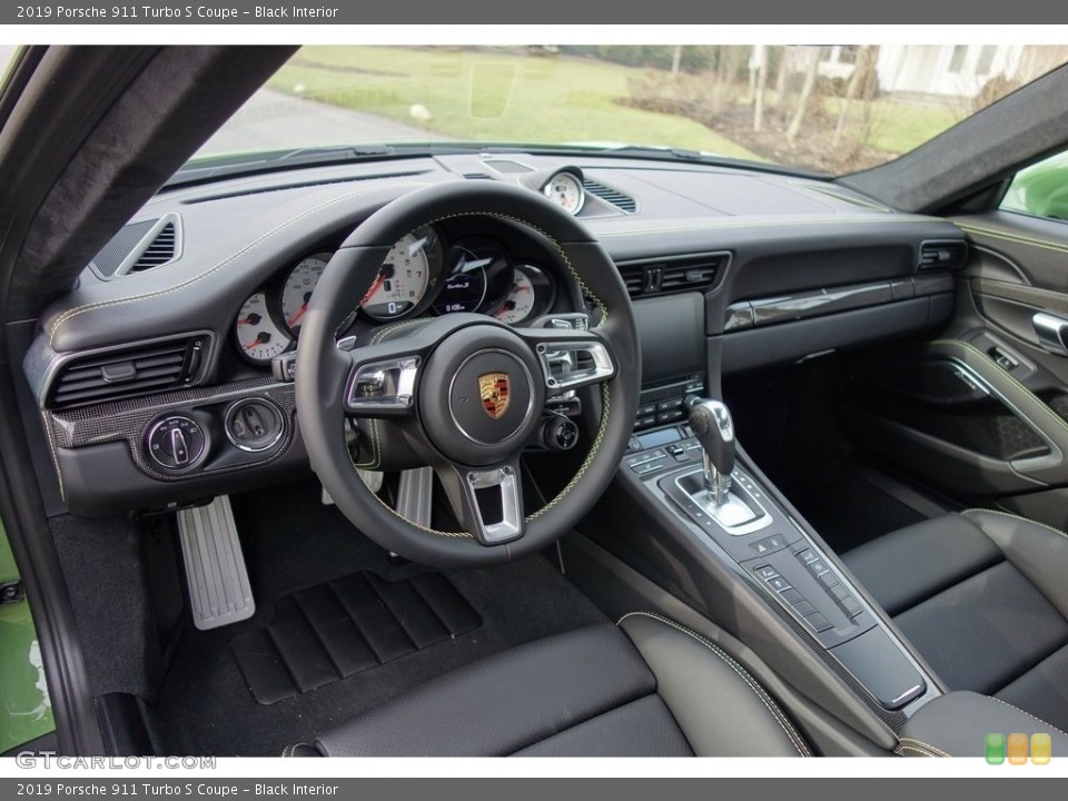 Black Interior Photo for the 2019 Porsche 911 Turbo S Coupe #130808634