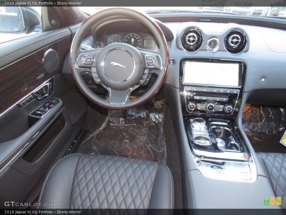 Ebony Interior Dashboard for the 2019 Jaguar XJ XJL Portfolio #130820096