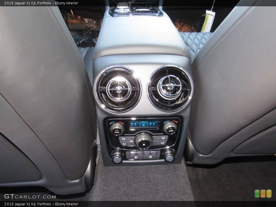 Ebony Interior Controls for the 2019 Jaguar XJ XJL Portfolio #130820135