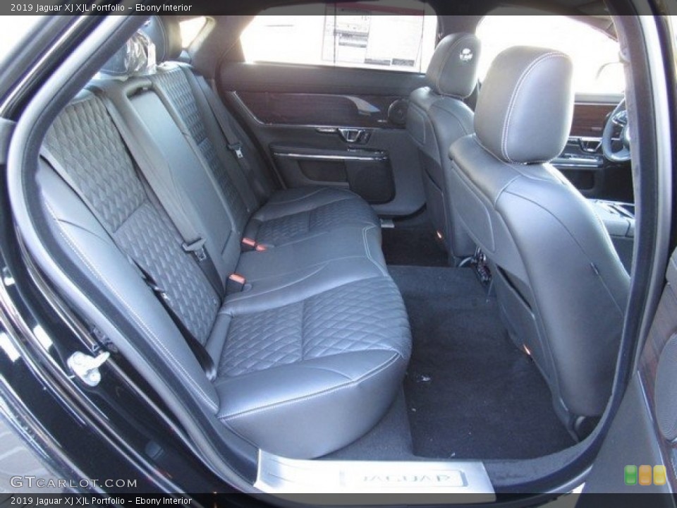 Ebony Interior Rear Seat for the 2019 Jaguar XJ XJL Portfolio #130820171
