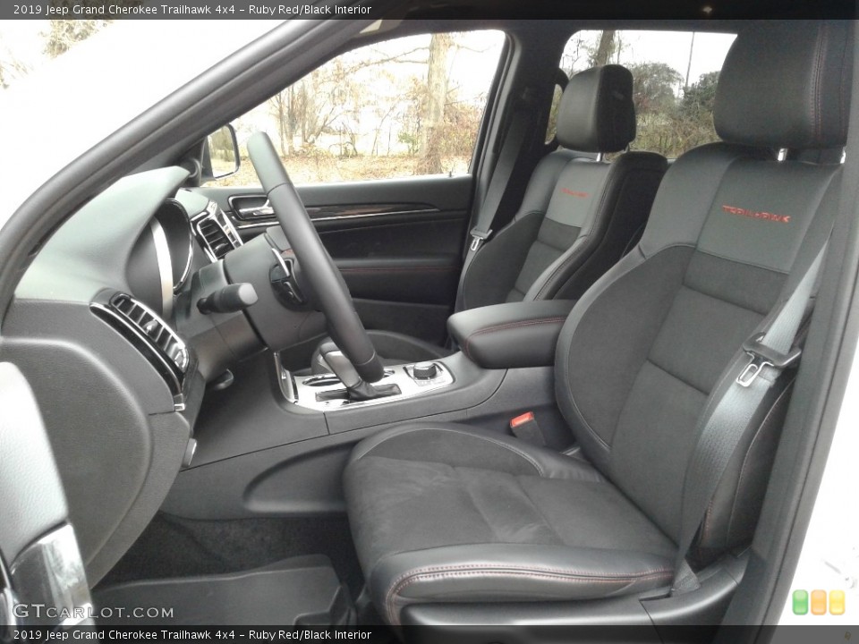 Ruby Red/Black Interior Photo for the 2019 Jeep Grand Cherokee Trailhawk 4x4 #130831725
