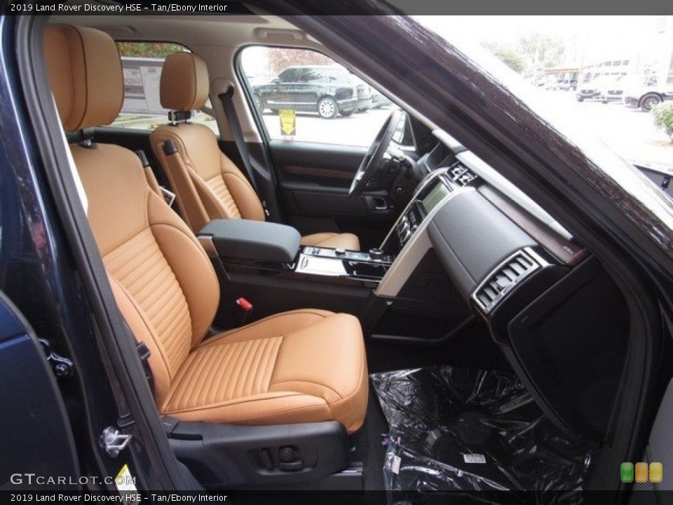 Tan/Ebony 2019 Land Rover Discovery Interiors