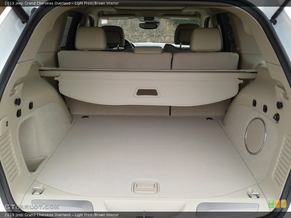 Light Frost/Brown Interior Trunk for the 2019 Jeep Grand Cherokee Overland #130840392