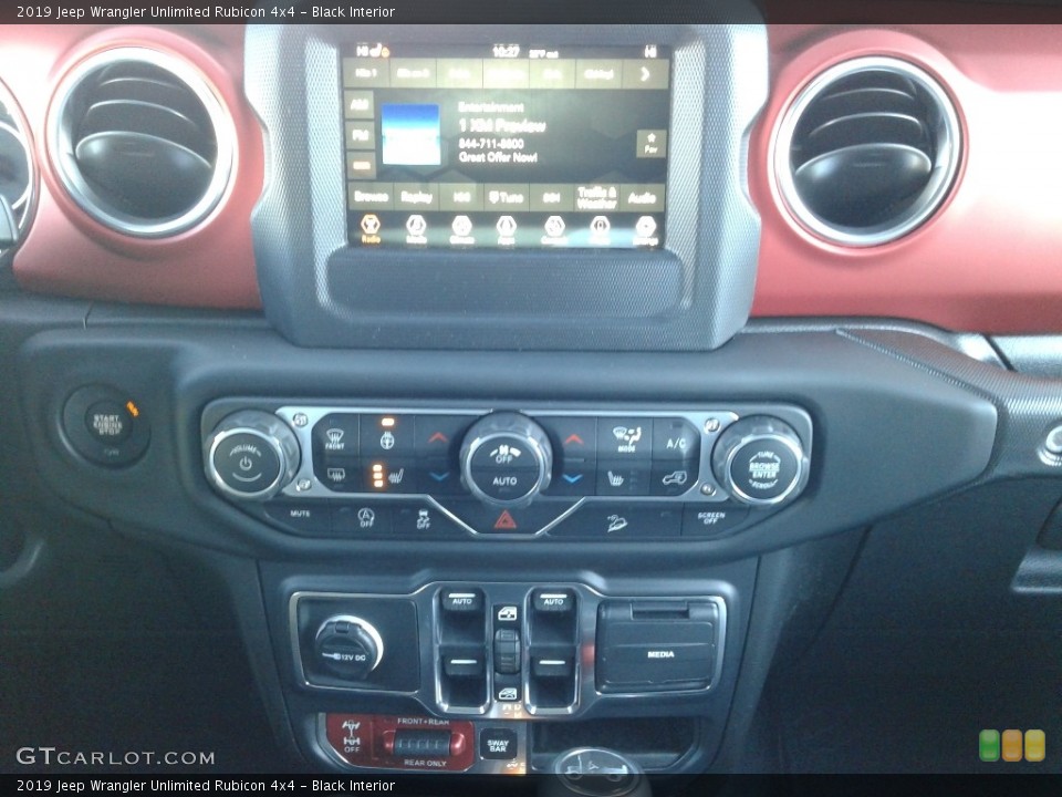 Black Interior Controls for the 2019 Jeep Wrangler Unlimited Rubicon 4x4 #130875900