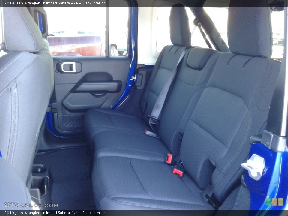 Black Interior Rear Seat for the 2019 Jeep Wrangler Unlimited Sahara 4x4 #130877631