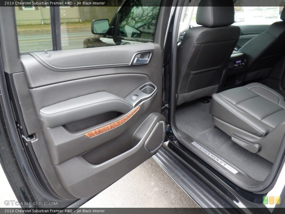 Jet Black Interior Door Panel for the 2019 Chevrolet Suburban Premier 4WD #130894888