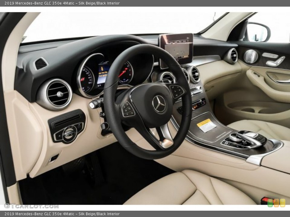 Silk Beige/Black Interior Dashboard for the 2019 Mercedes-Benz GLC 350e 4Matic #130921057