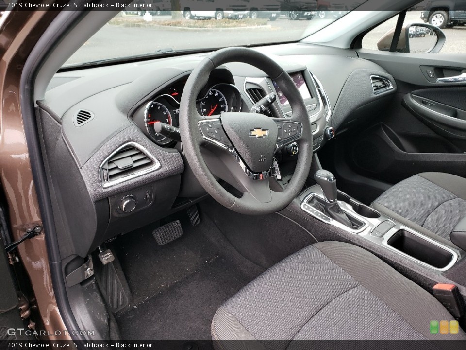 Black Interior Photo for the 2019 Chevrolet Cruze LS Hatchback #130957512