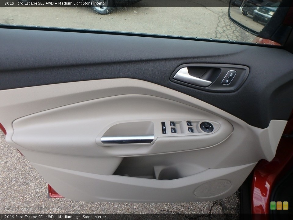 Medium Light Stone Interior Door Panel for the 2019 Ford Escape SEL 4WD #130957890