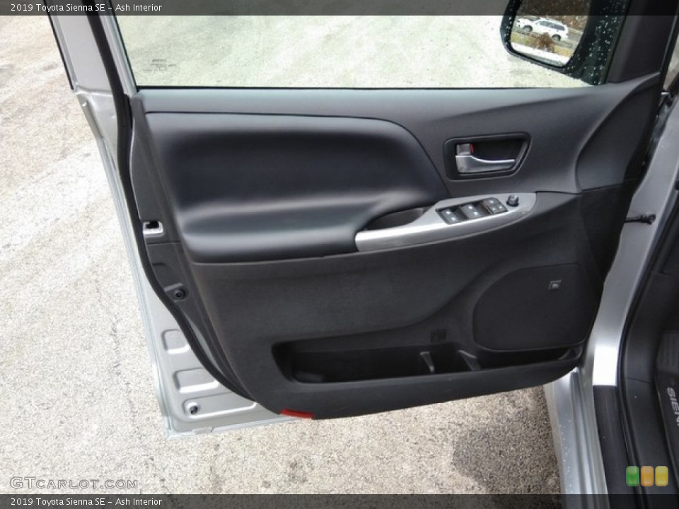 Ash Interior Door Panel for the 2019 Toyota Sienna SE #130966371