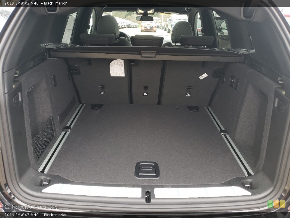 Black Interior Trunk for the 2019 BMW X3 M40i #131014380