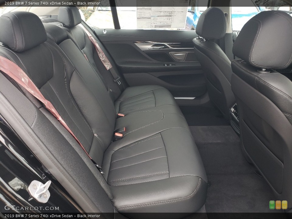 Black Interior Rear Seat for the 2019 BMW 7 Series 740i xDrive Sedan #131014961