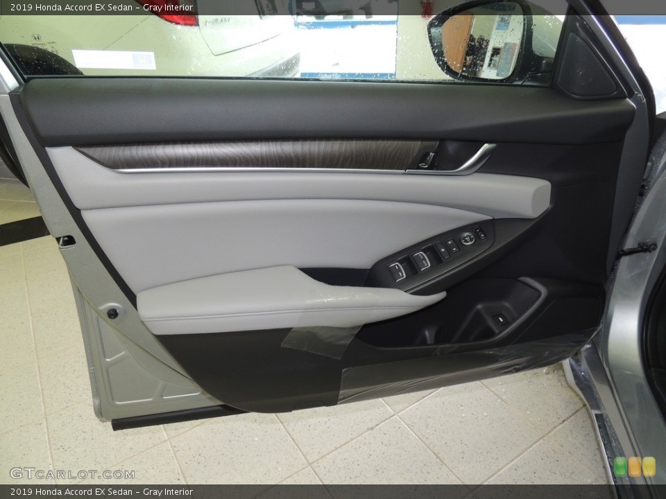 Gray Interior Door Panel for the 2019 Honda Accord EX Sedan #131041197