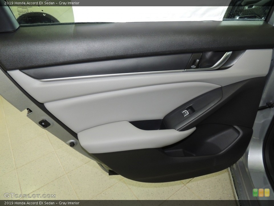 Gray Interior Door Panel for the 2019 Honda Accord EX Sedan #131041224