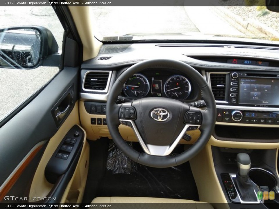 Almond Interior Dashboard for the 2019 Toyota Highlander Hybrid Limited AWD #131049680