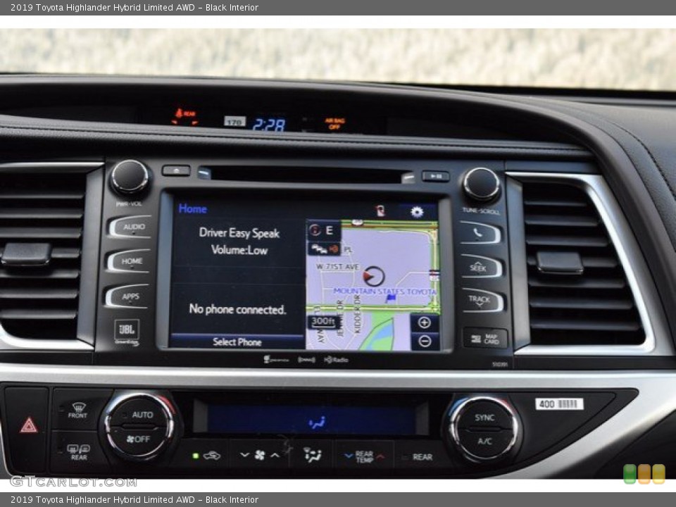 Black Interior Controls for the 2019 Toyota Highlander Hybrid Limited AWD #131061752