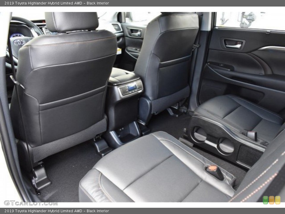 Black Interior Rear Seat for the 2019 Toyota Highlander Hybrid Limited AWD #131061836