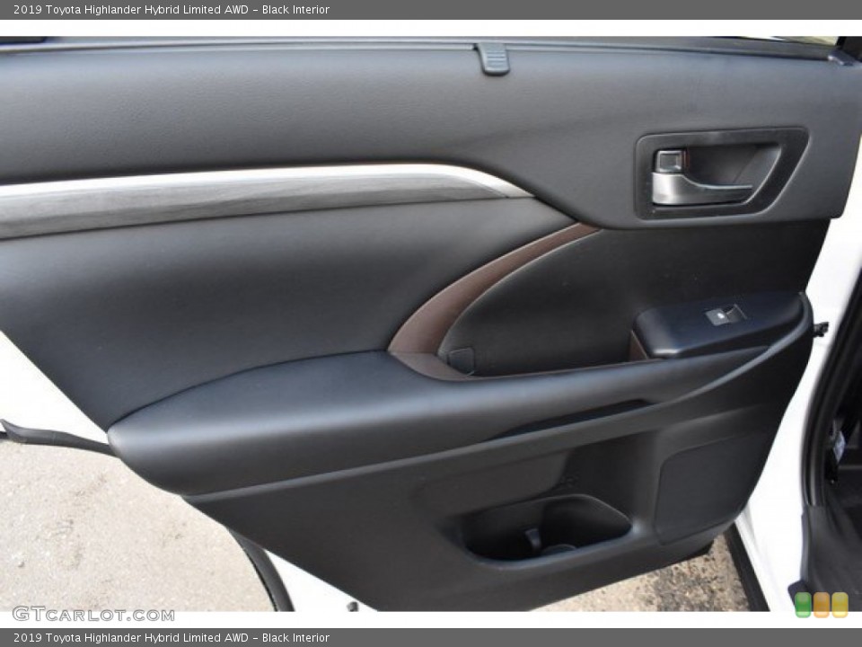 Black Interior Door Panel for the 2019 Toyota Highlander Hybrid Limited AWD #131062031