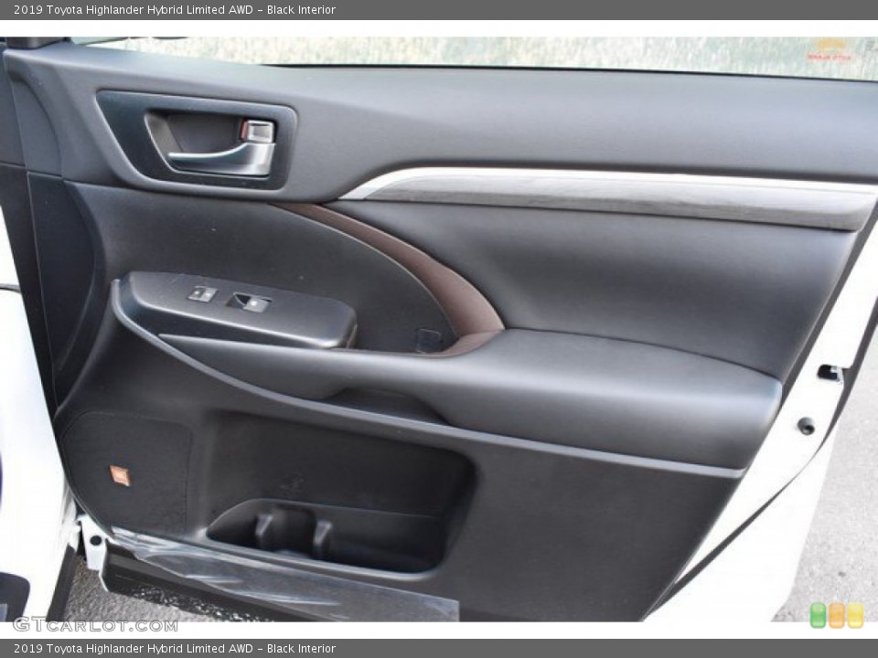 Black Interior Door Panel for the 2019 Toyota Highlander Hybrid Limited AWD #131062049