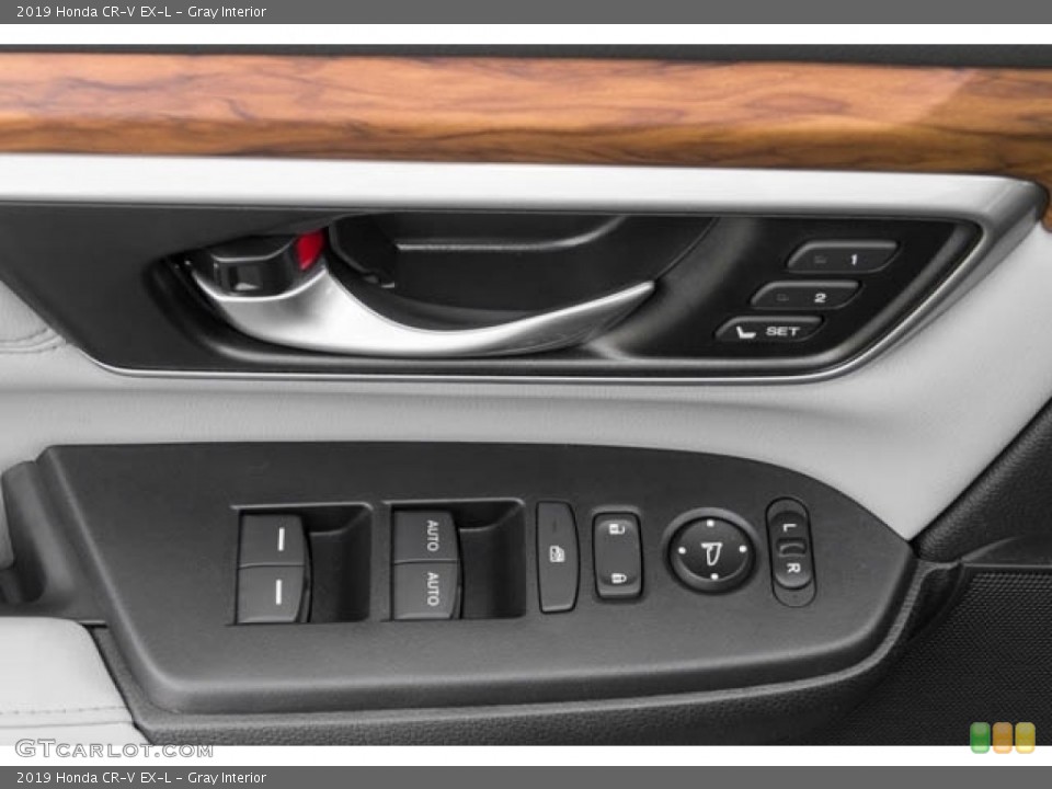 Gray Interior Controls for the 2019 Honda CR-V EX-L #131069942