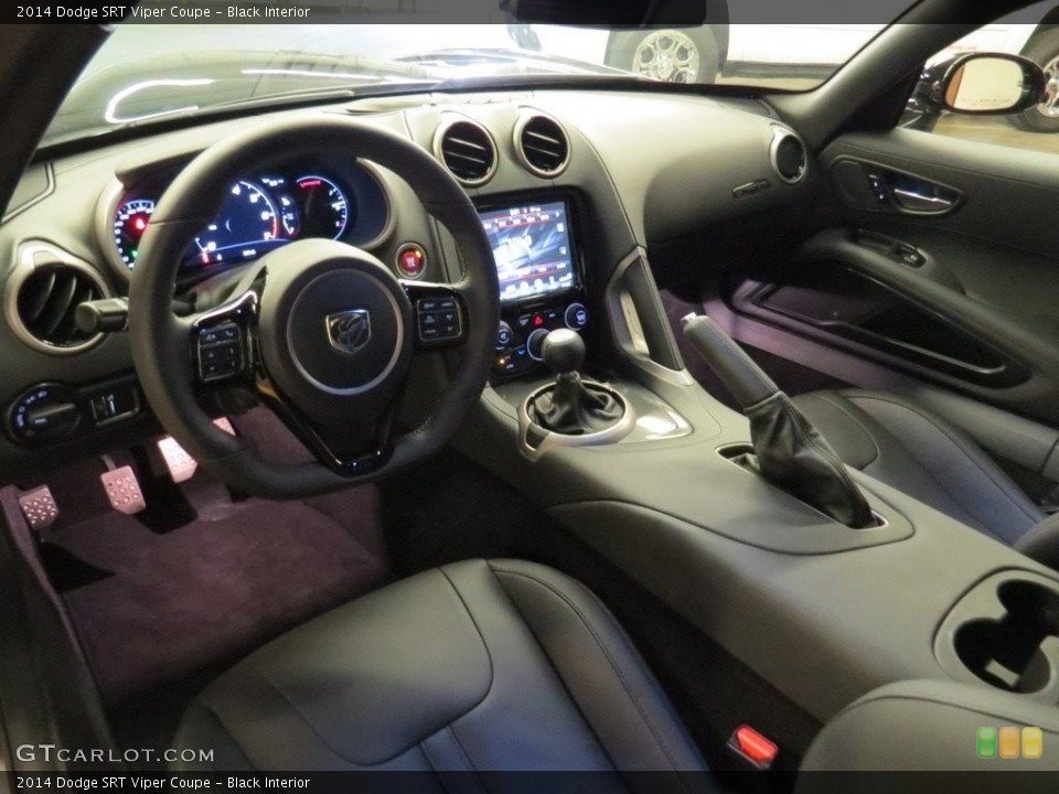 Black Interior Photo for the 2014 Dodge SRT Viper Coupe #131071694
