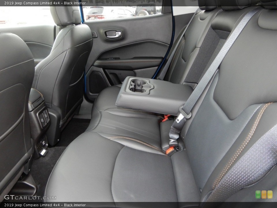 Black Interior Rear Seat for the 2019 Jeep Compass Limited 4x4 #131083414