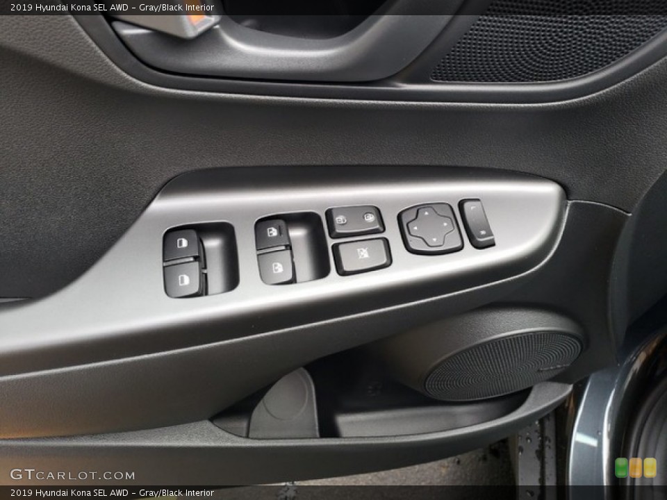 Gray/Black Interior Controls for the 2019 Hyundai Kona SEL AWD #131127041
