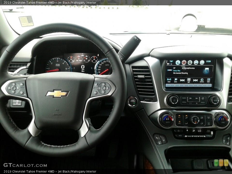Jet Black/Mahogany Interior Dashboard for the 2019 Chevrolet Tahoe Premier 4WD #131132071