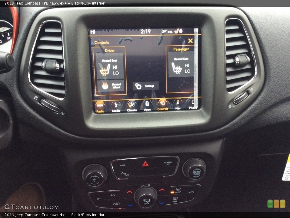 Black/Ruby Interior Controls for the 2019 Jeep Compass Trailhawk 4x4 #131140823