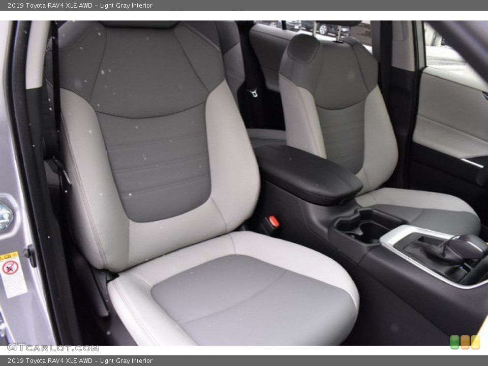 Light Gray Interior Front Seat for the 2019 Toyota RAV4 XLE AWD #131195730