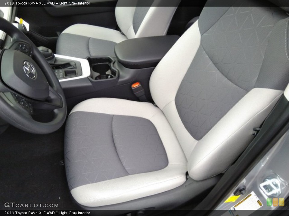 Light Gray Interior Front Seat for the 2019 Toyota RAV4 XLE AWD #131204060