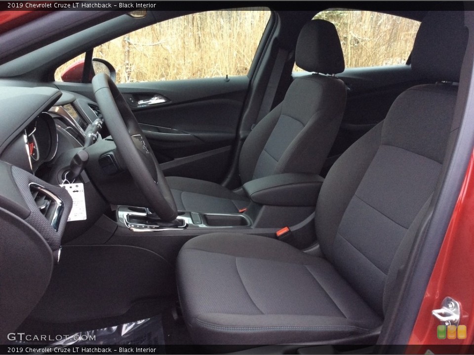 Black Interior Front Seat for the 2019 Chevrolet Cruze LT Hatchback #131205575