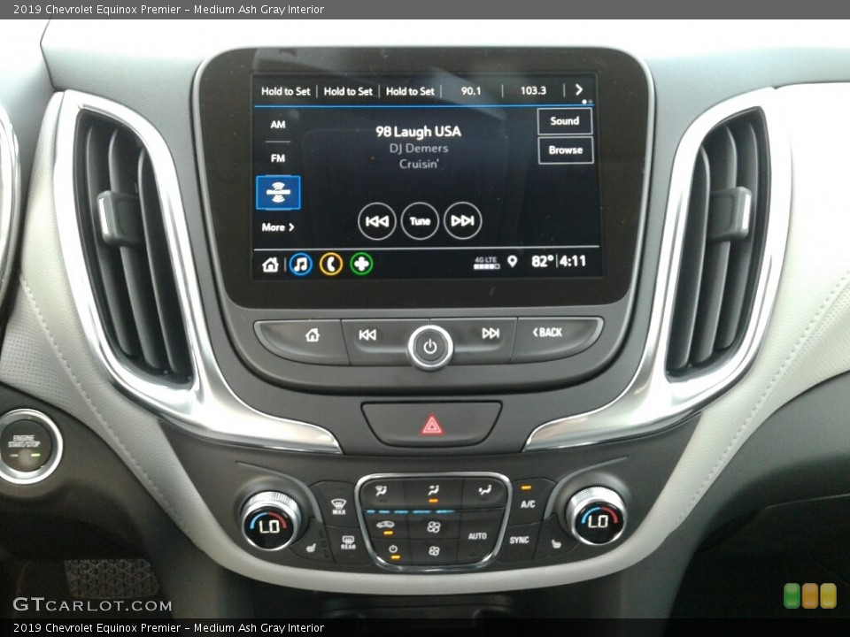 Medium Ash Gray Interior Controls for the 2019 Chevrolet Equinox Premier #131233077