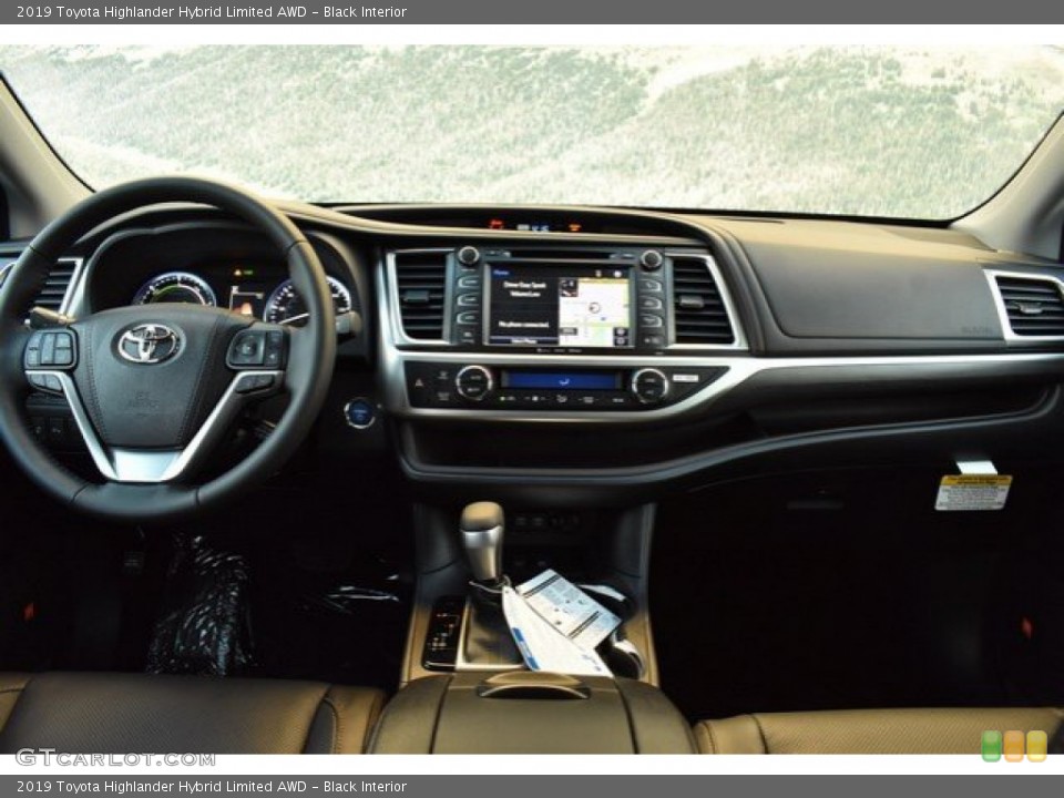 Black Interior Dashboard for the 2019 Toyota Highlander Hybrid Limited AWD #131303370