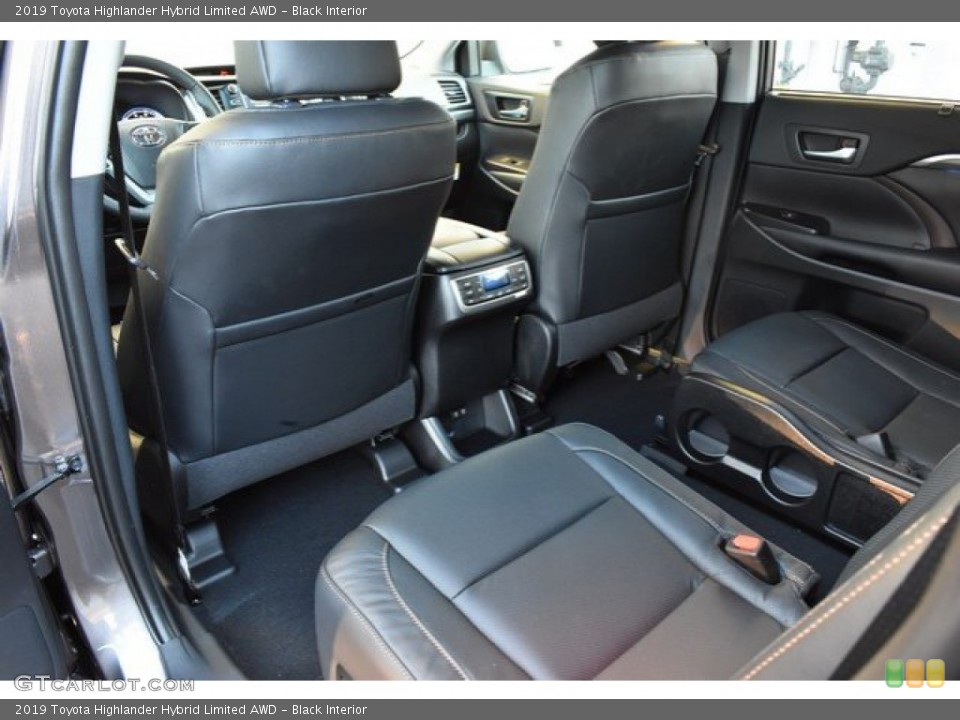 Black Interior Rear Seat for the 2019 Toyota Highlander Hybrid Limited AWD #131303556