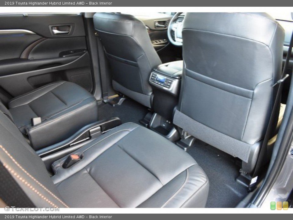 Black Interior Rear Seat for the 2019 Toyota Highlander Hybrid Limited AWD #131303652