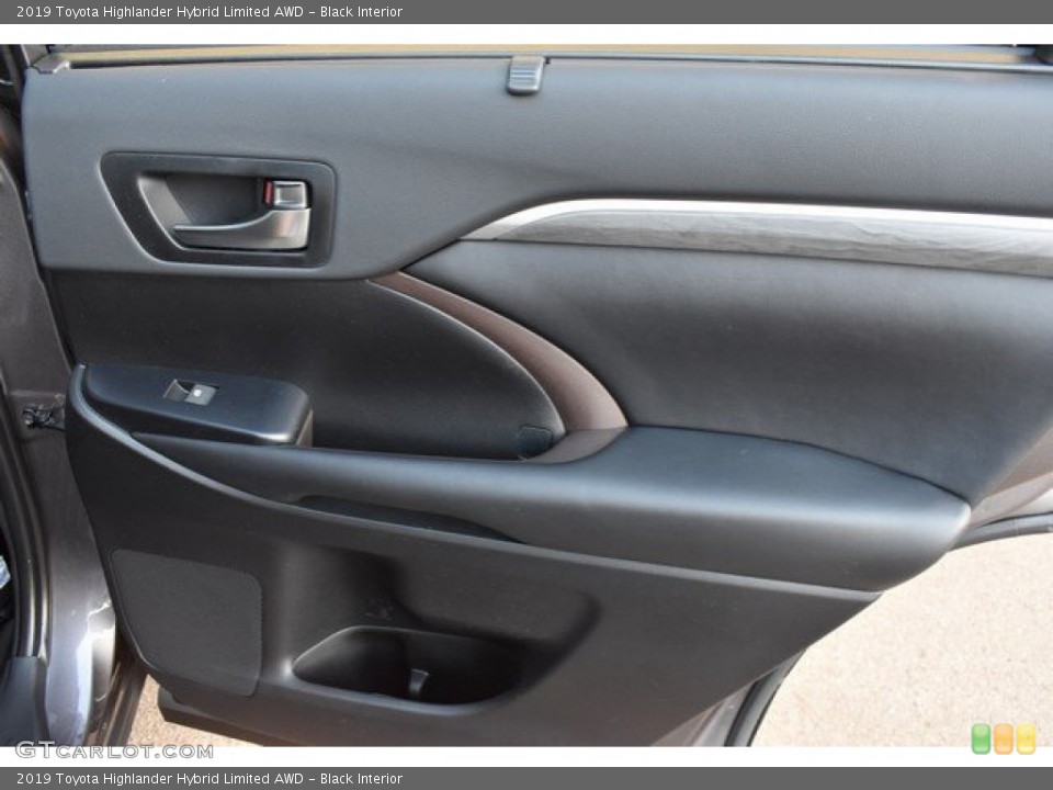 Black Interior Door Panel for the 2019 Toyota Highlander Hybrid Limited AWD #131303856