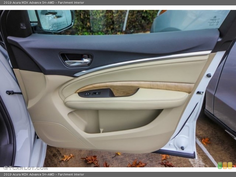 Parchment Interior Door Panel for the 2019 Acura MDX Advance SH-AWD #131311851