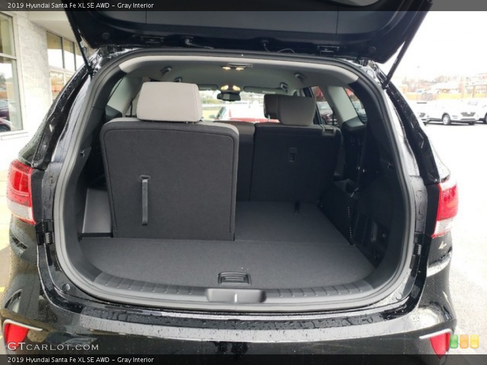 Gray Interior Trunk for the 2019 Hyundai Santa Fe XL SE AWD #131315766