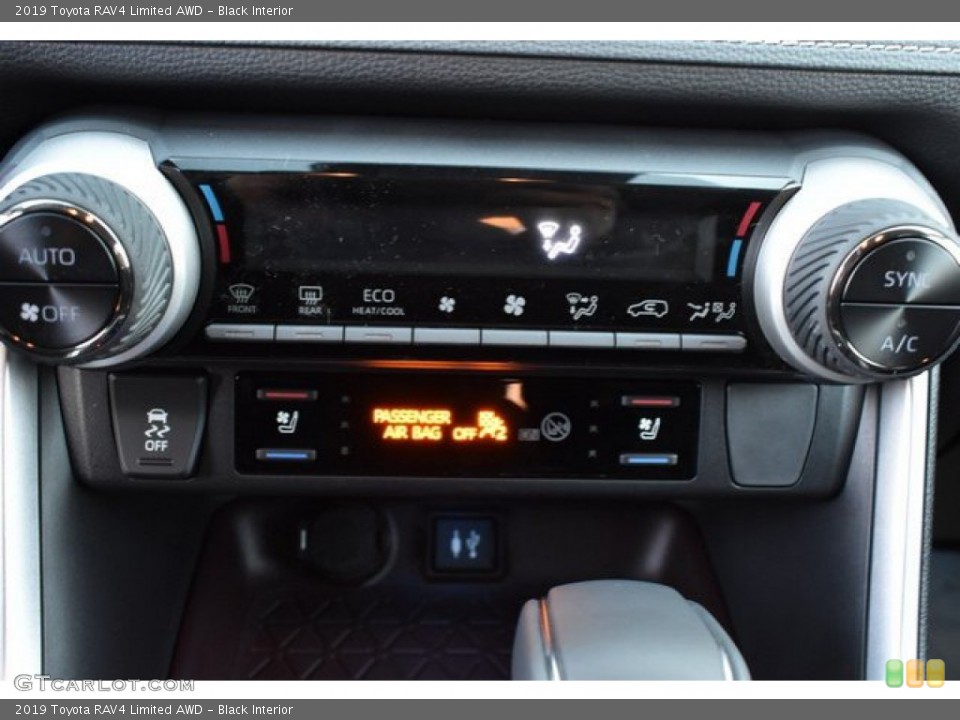Black Interior Controls for the 2019 Toyota RAV4 Limited AWD #131320461