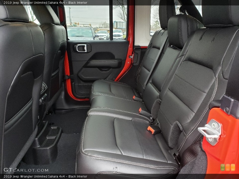 Black Interior Rear Seat for the 2019 Jeep Wrangler Unlimited Sahara 4x4 #131320800