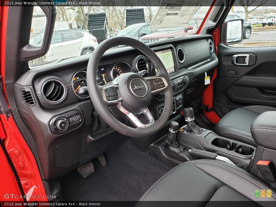 Black Interior Photo for the 2019 Jeep Wrangler Unlimited Sahara 4x4 #131320836