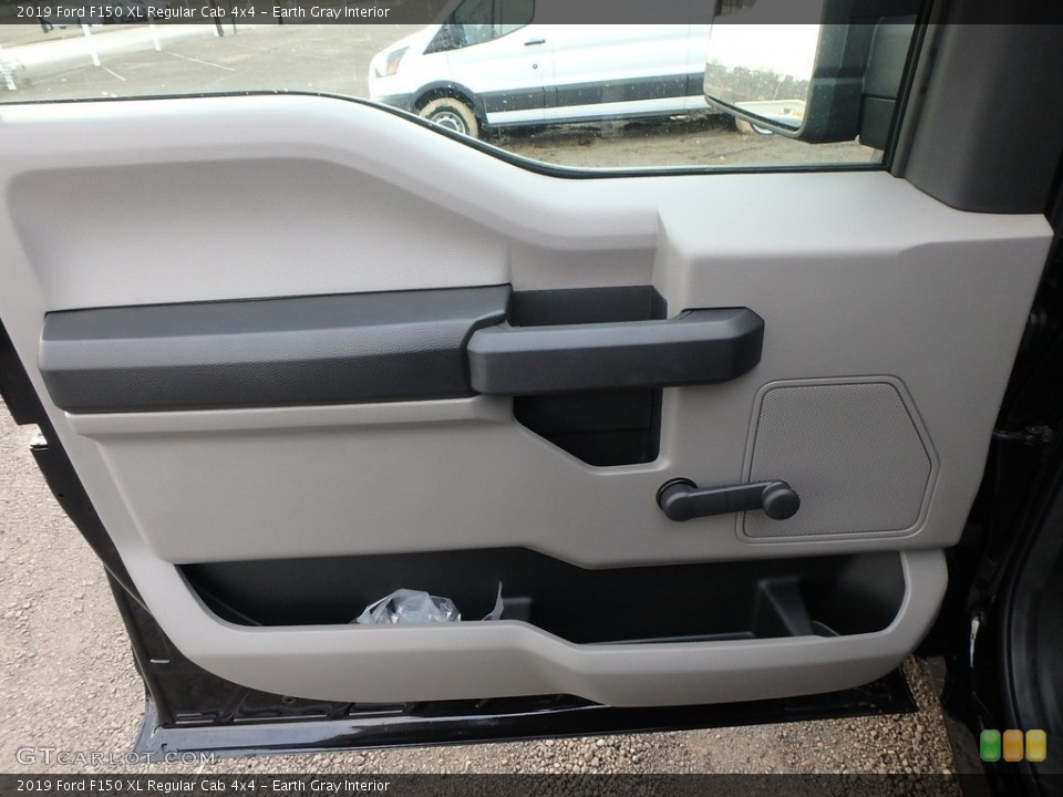Earth Gray Interior Door Panel for the 2019 Ford F150 XL Regular Cab 4x4 #131326161
