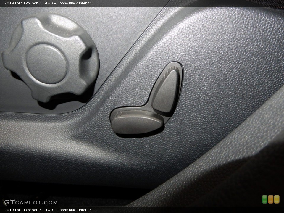 Ebony Black Interior Controls for the 2019 Ford EcoSport SE 4WD #131327331