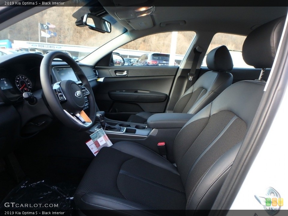 Black Interior Front Seat for the 2019 Kia Optima S #131328555