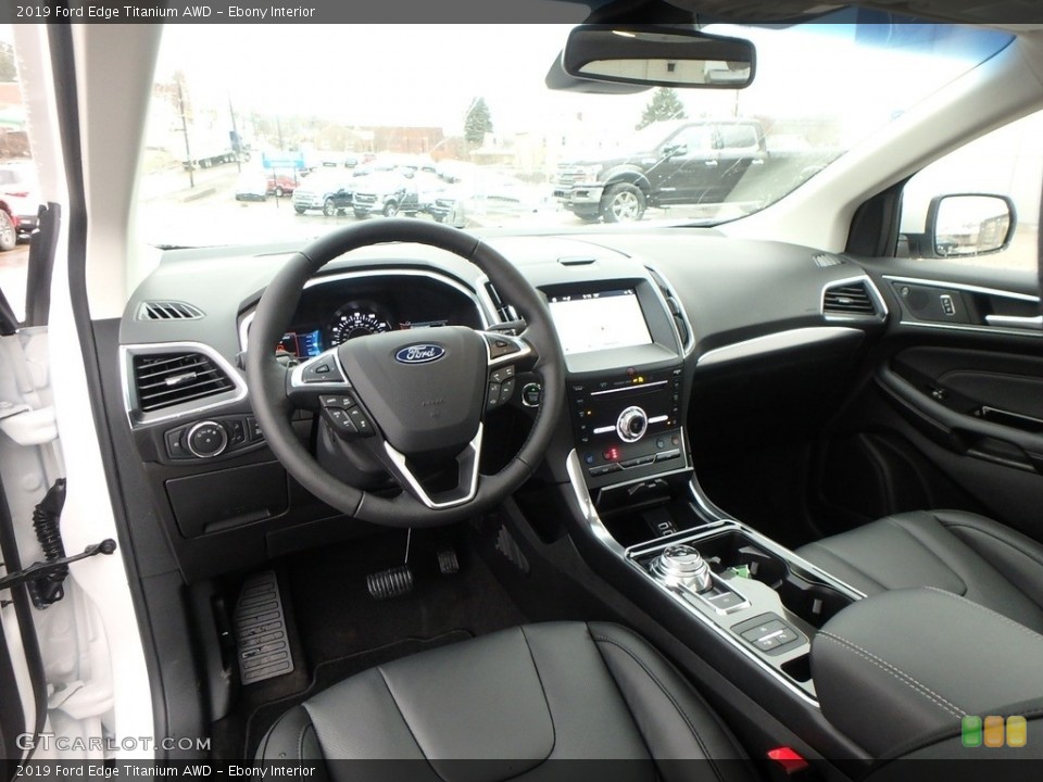Ebony Interior Photo for the 2019 Ford Edge Titanium AWD #131346869