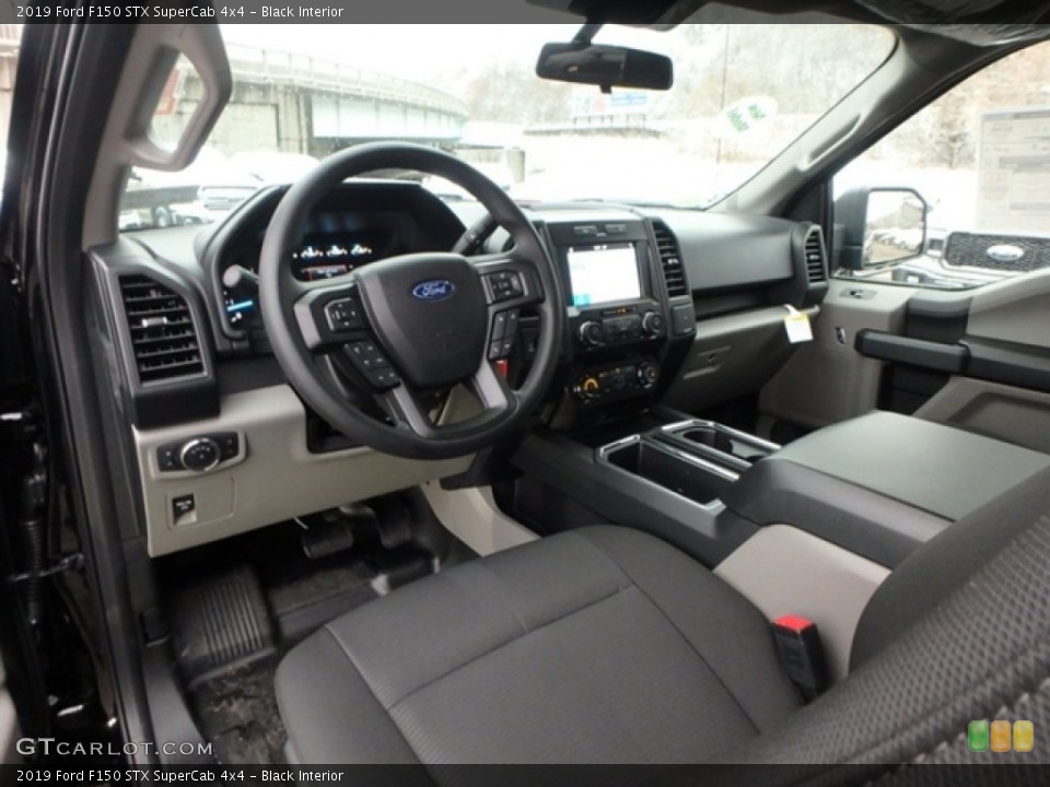 Black Interior Photo for the 2019 Ford F150 STX SuperCab 4x4 #131348519