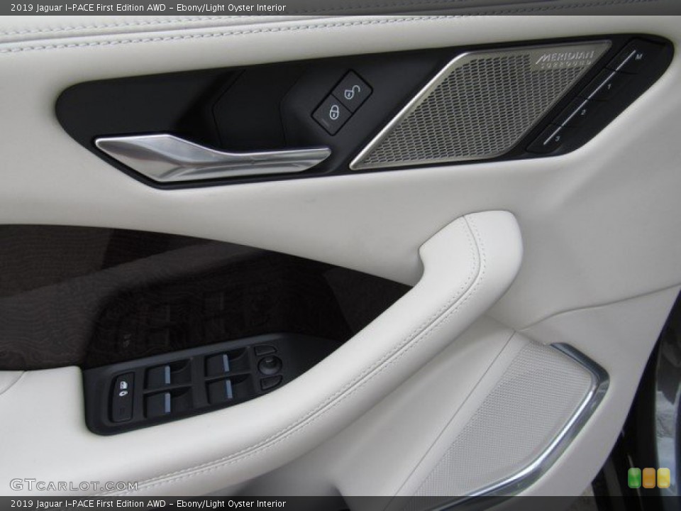 Ebony/Light Oyster Interior Controls for the 2019 Jaguar I-PACE First Edition AWD #131357096