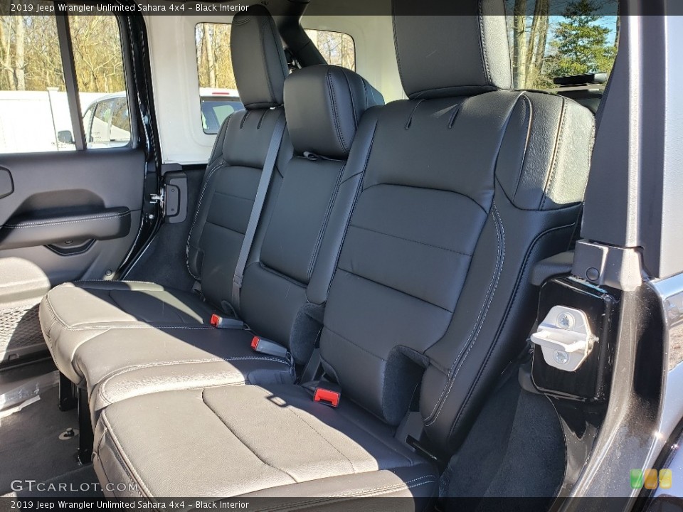 Black Interior Rear Seat for the 2019 Jeep Wrangler Unlimited Sahara 4x4 #131362997