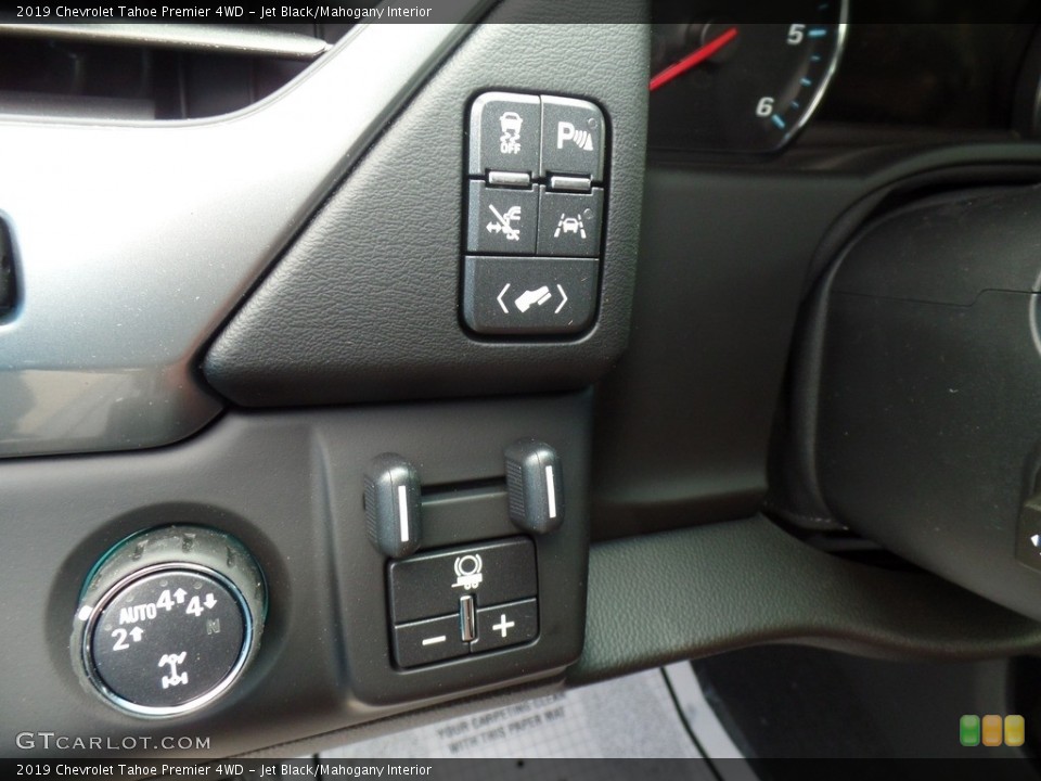 Jet Black/Mahogany Interior Controls for the 2019 Chevrolet Tahoe Premier 4WD #131378787